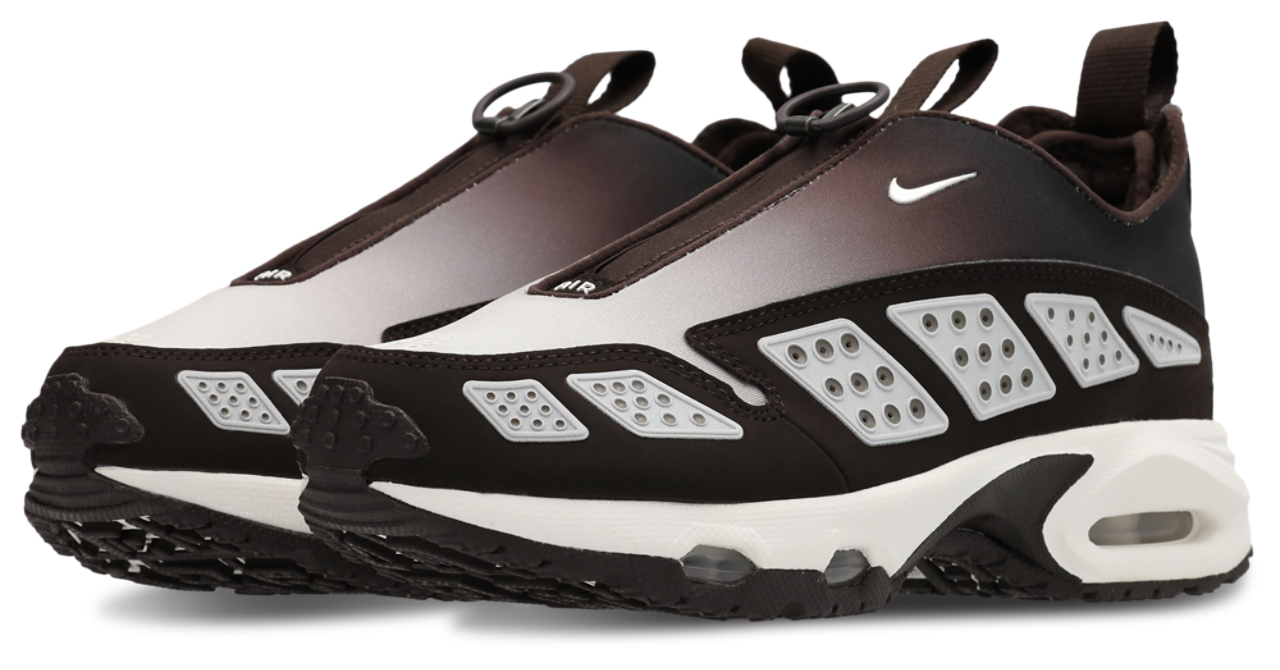 Nike Air Max SNDR Image 2 of 7. Tap to open photo gallery.