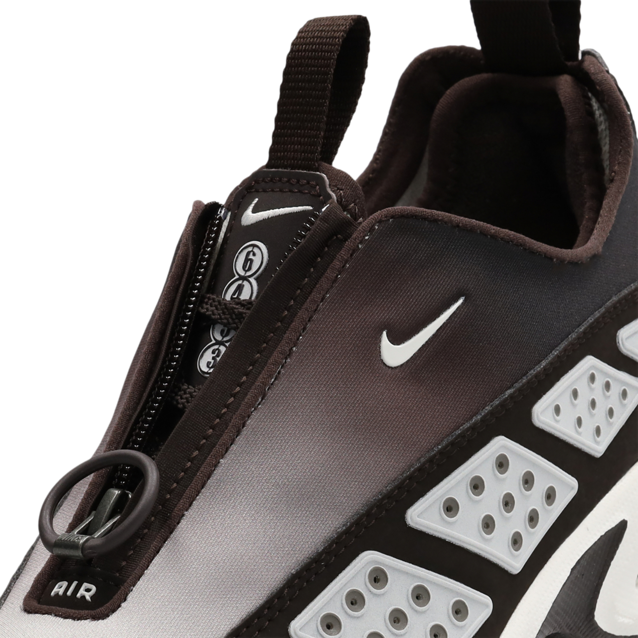 Nike Air Max SNDR Image 7 of 7. Tap to open photo gallery.