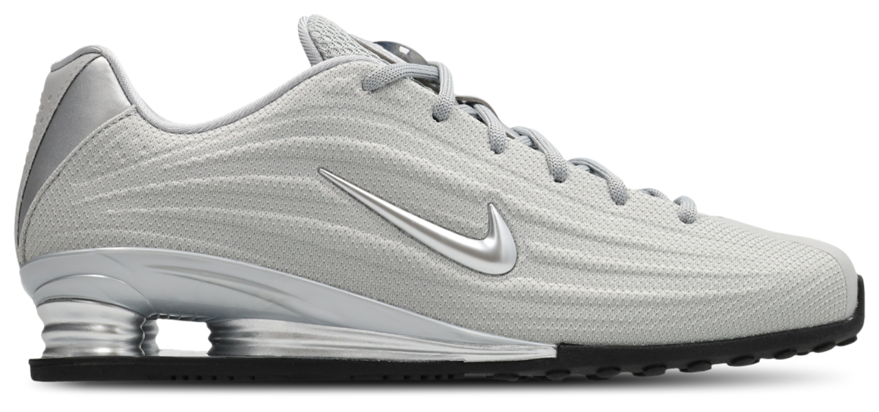 Nike Shox Z Image 1 of 7. Tap to open photo gallery.
