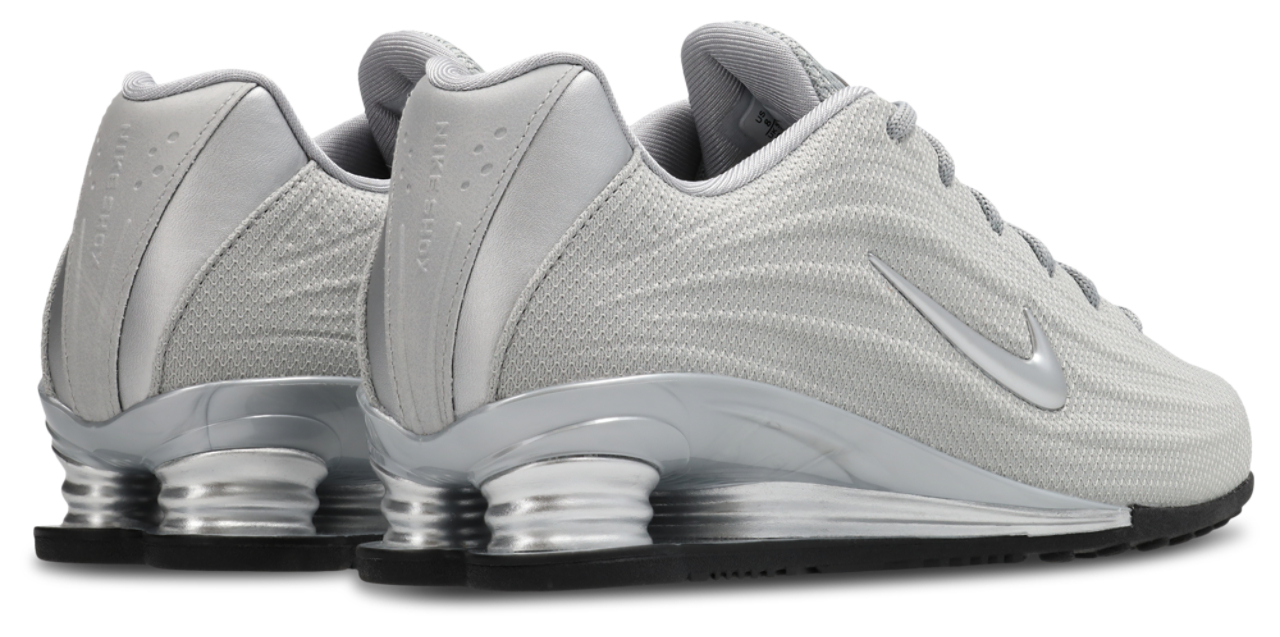 Nike Shox Z Image 3 of 7. Tap to open photo gallery.