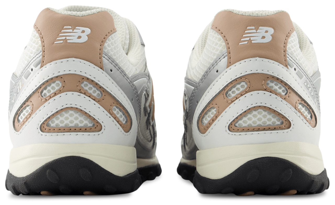New Balance 204L Image 3 sur 6. Appuyez pour ouvrir la galerie de photos.