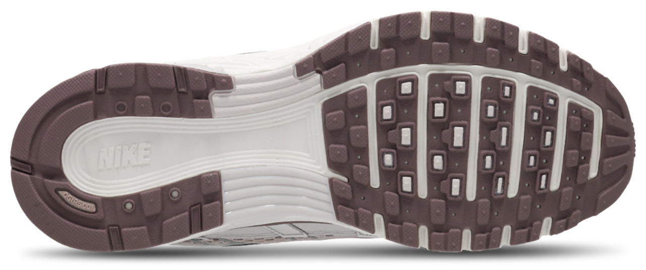 Nike P-6000 Image 6 sur 7. Appuyez pour ouvrir la galerie de photos.