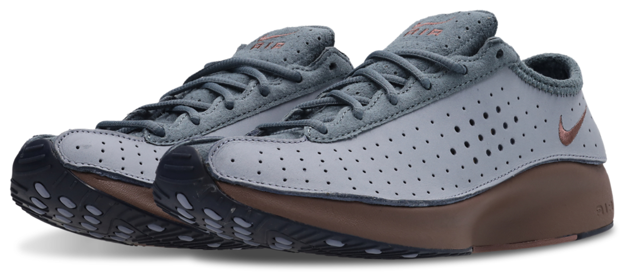 Nike W Nike Air Superfly Image 2 of 8. Tap to open photo gallery.
