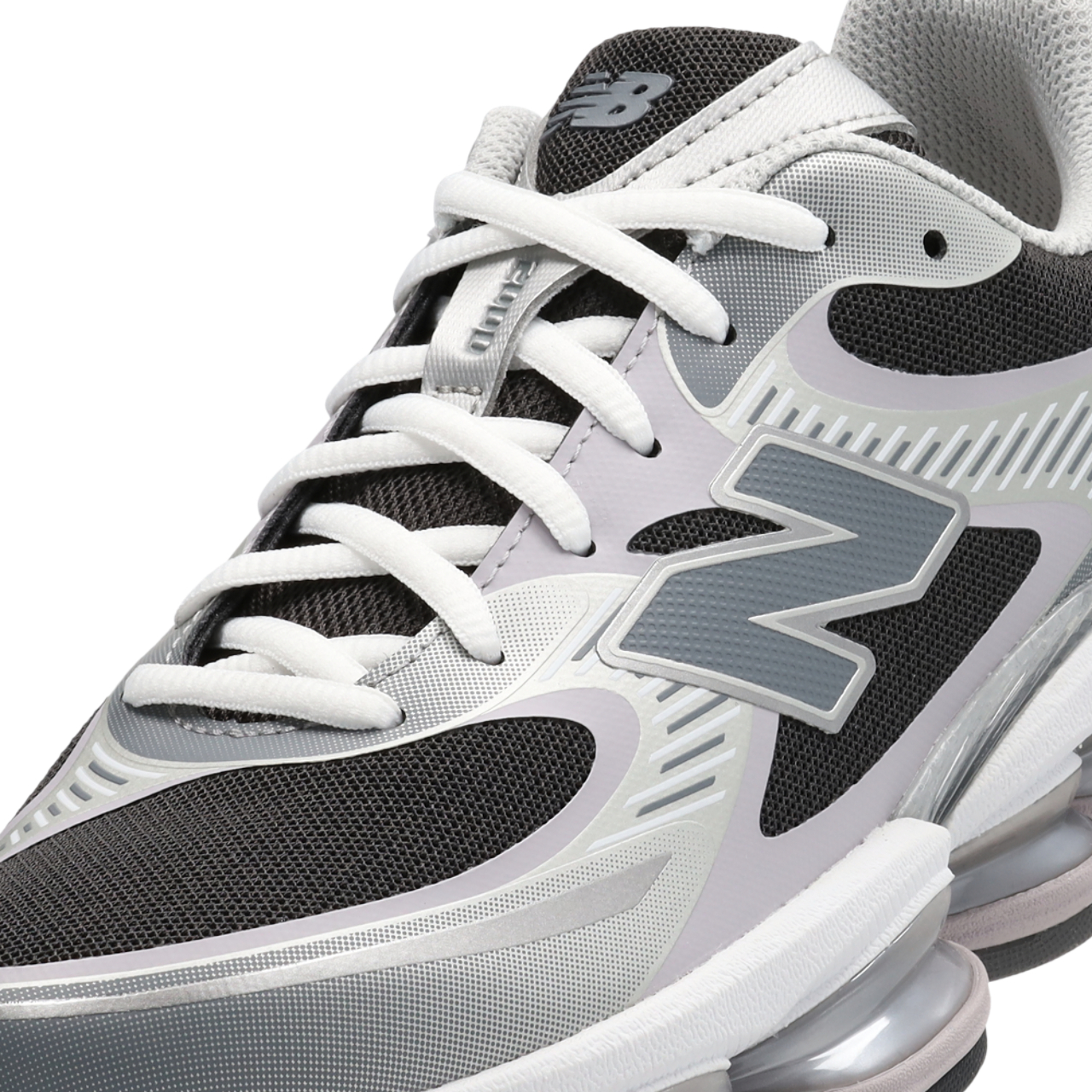 New Balance Abzorb 2000 Image 8 sur 8. Appuyez pour ouvrir la galerie de photos.