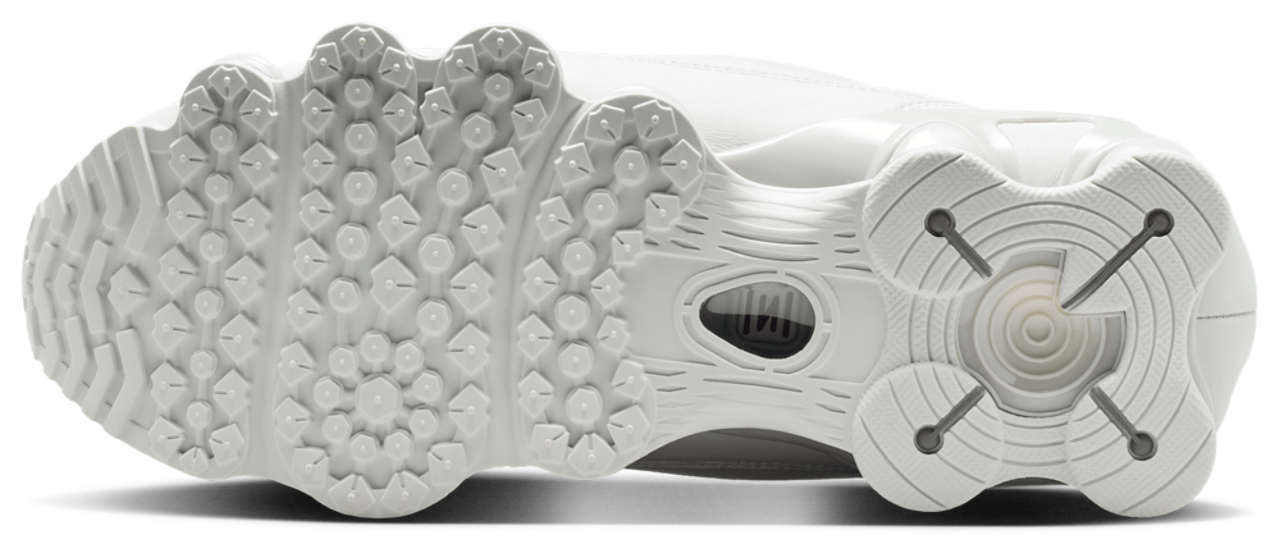 Nike Shox Shroud Image 5 sur 6. Appuyez pour ouvrir la galerie de photos.