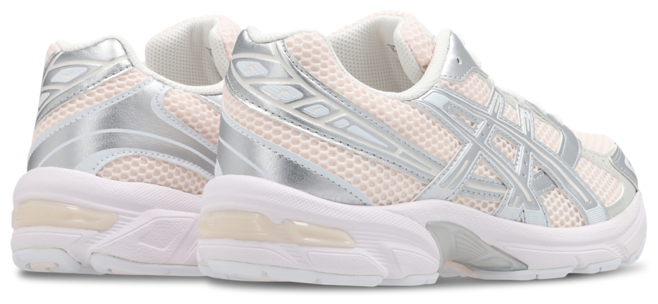 Asics GEL-1130 Image 3 of 8. Tap to open photo gallery.