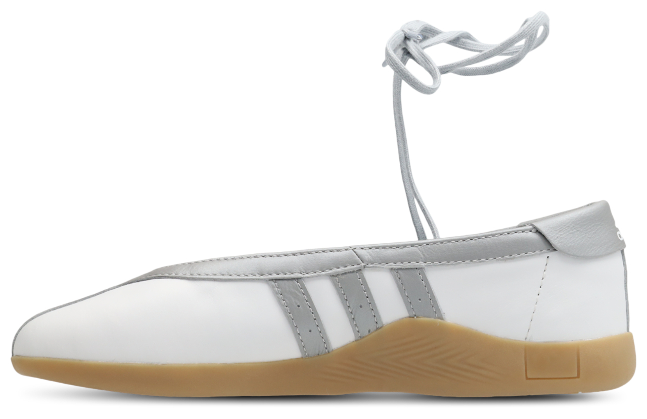 adidas Taekwondo Mei Ballet Afbeelding 4 van 7. Tik om de fotogalerij te openen..