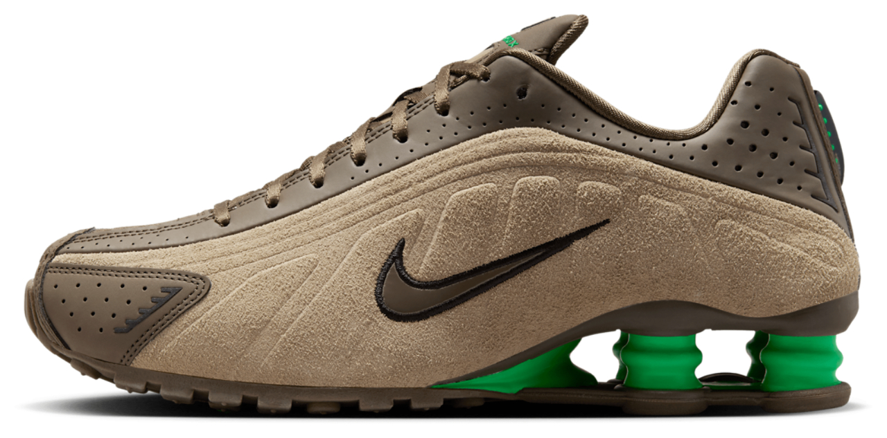 Nike Shox R4 Image 3 of 6. Tap to open photo gallery.