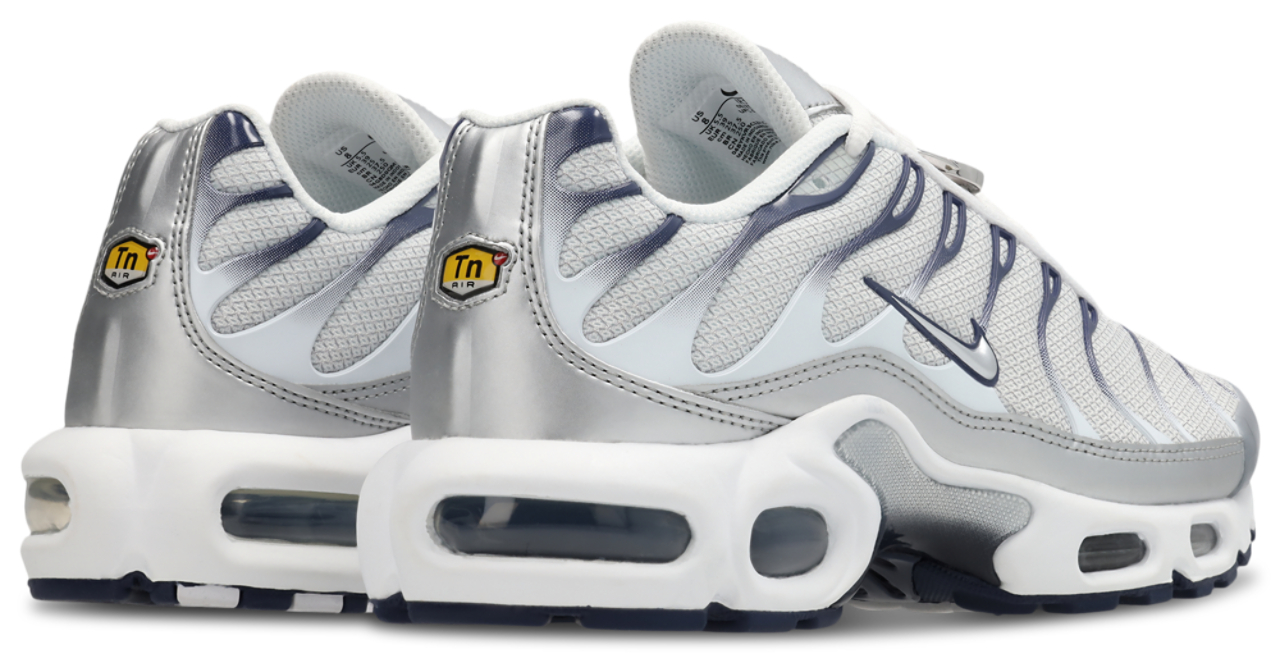 Nike Air Max Tuned 1 Image 3 sur 8. Appuyez pour ouvrir la galerie de photos.