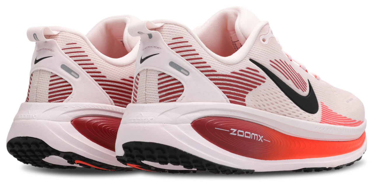 Nike Zoom Vomero 18 Image 3 of 7. Tap to open photo gallery.