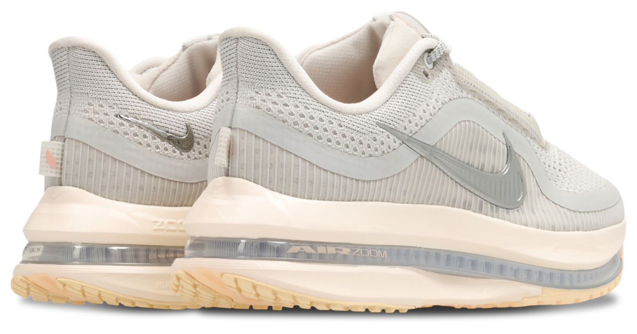 Nike Pegasus Premium Image 3 sur 7. Appuyez pour ouvrir la galerie de photos.