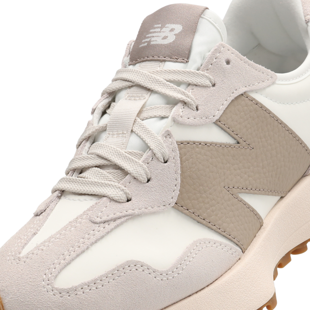 New Balance 327 Image 8 of 8. Tap to open photo gallery.