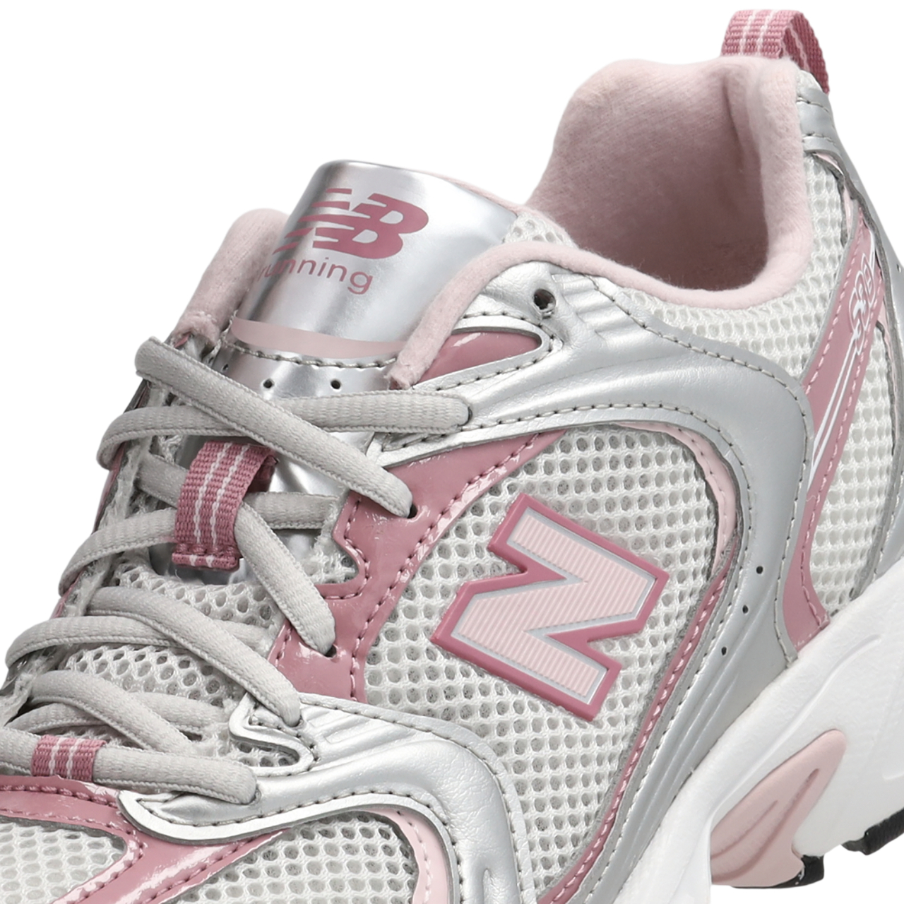 New Balance 530 Image 8 sur 8. Appuyez pour ouvrir la galerie de photos.