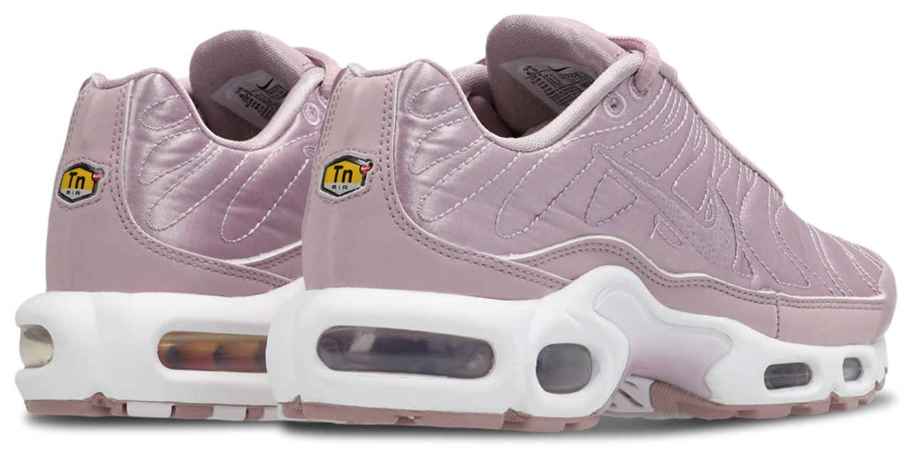 Nike Air Max Tuned 1 Immagine 4 di 8. Tocca per aprire la galleria fotografica.