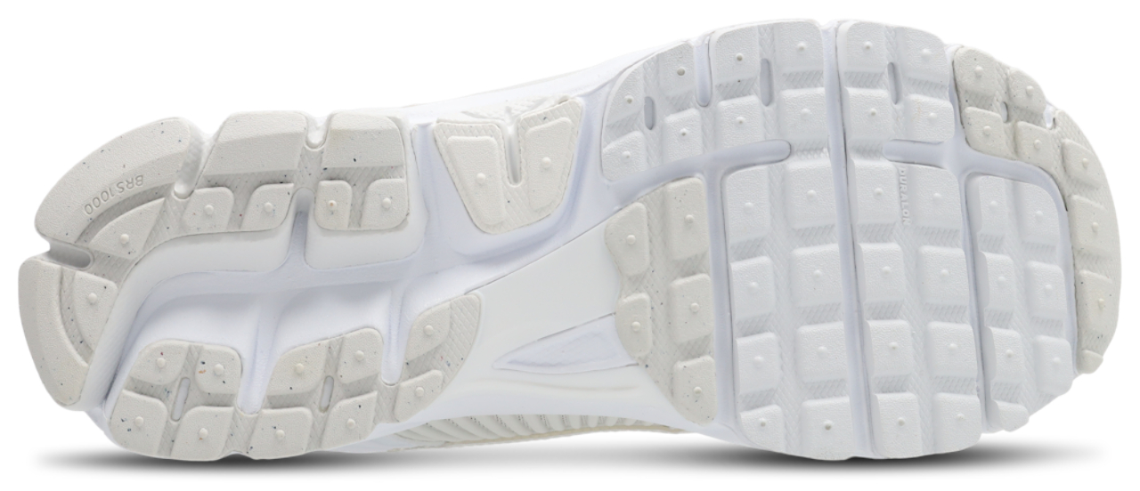 Nike Zoom Vomero 5 Image 7 of 8. Tap to open photo gallery.