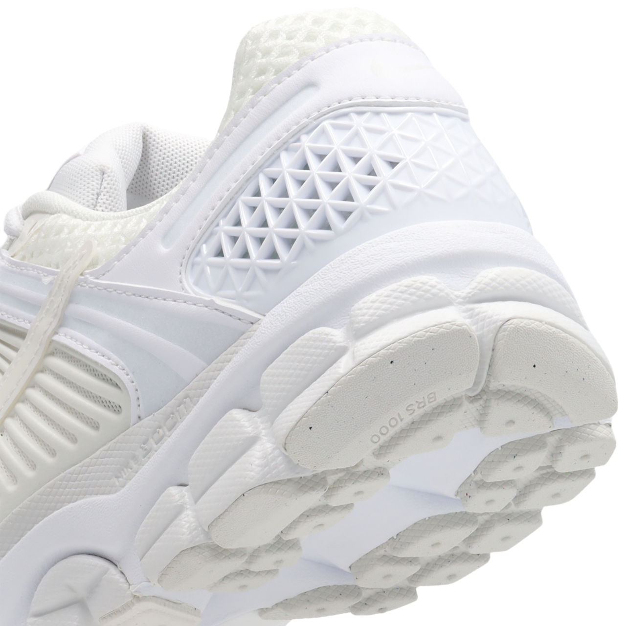 Nike Zoom Vomero 5 Image 8 of 8. Tap to open photo gallery.