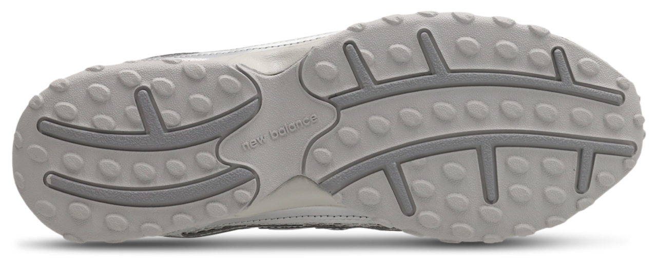 New Balance 204L Imagen 6 de 8. Toque para abrir la galería de fotos.