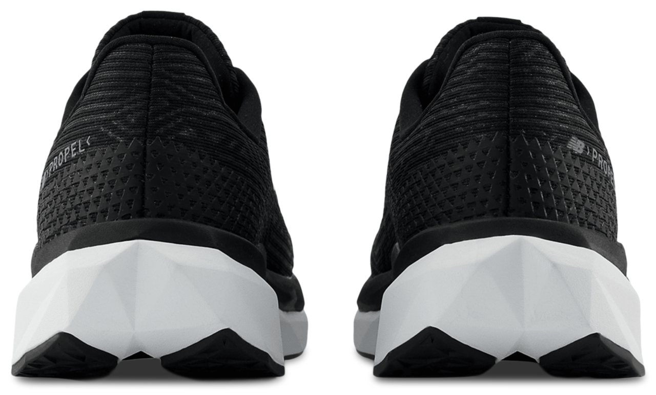 New Balance Fuelcell Propel V5 Image 3 sur 6. Appuyez pour ouvrir la galerie de photos.
