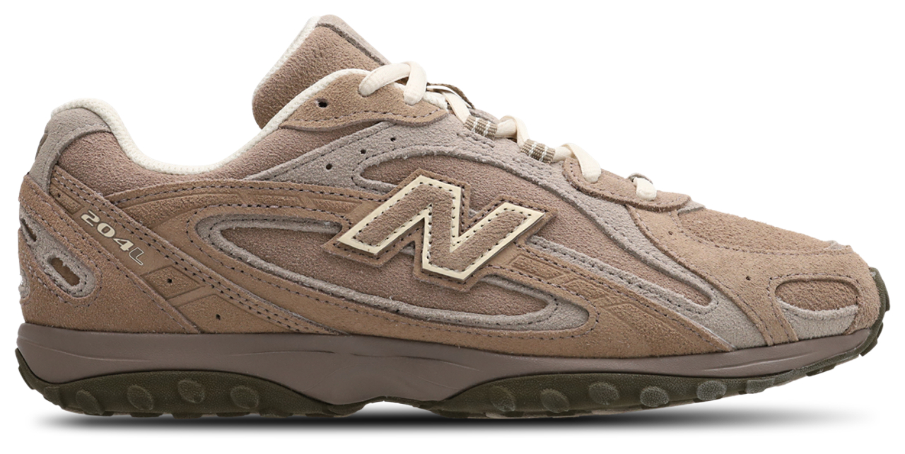 New Balance 204L Immagine 1 di 8. Tocca per aprire la galleria fotografica.