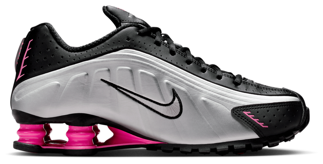 Nike Shox R4 Image 1 of 6. Tap to open photo gallery.