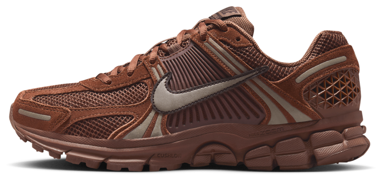Nike Zoom Vomero 5 Image 3 of 6. Tap to open photo gallery.