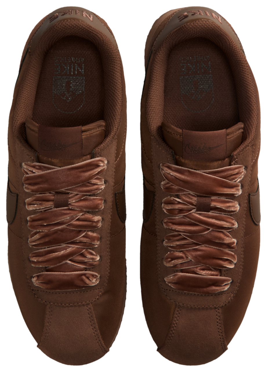 Nike Cortez Image 4 of 6. Tap to open photo gallery.