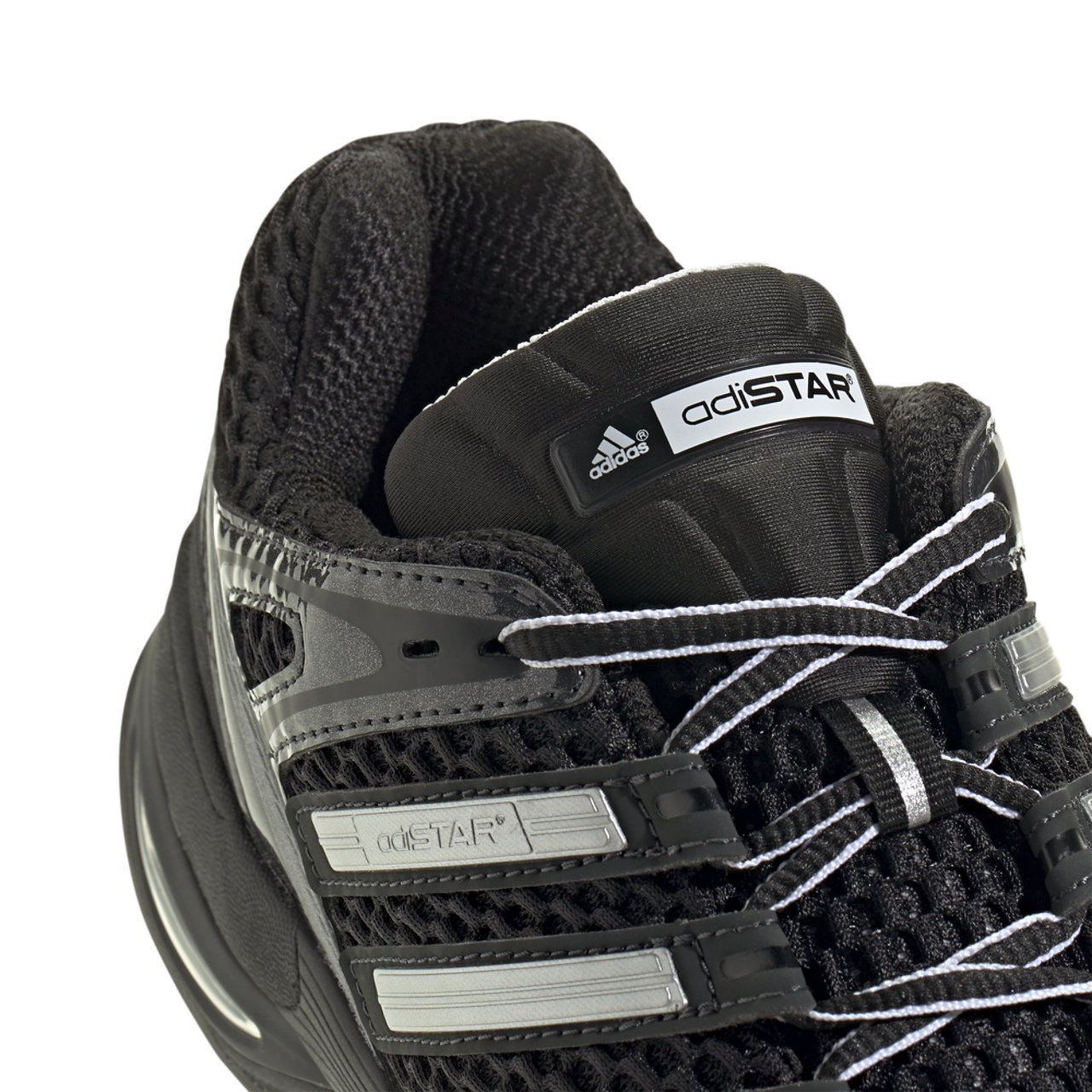 adidas Adistar Control 5 Image 7 sur 8. Appuyez pour ouvrir la galerie de photos.