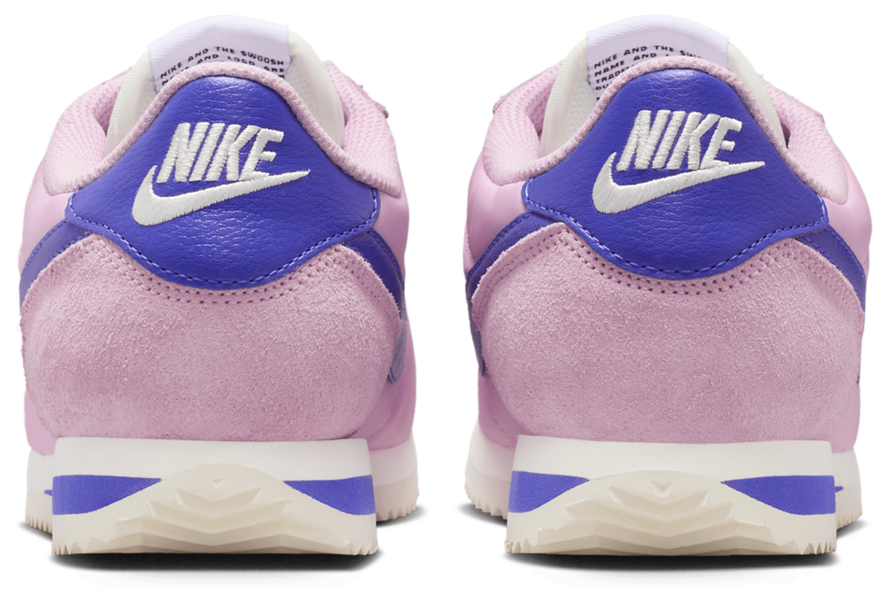 Nike Cortez Textile Image 6 sur 6. Appuyez pour ouvrir la galerie de photos.