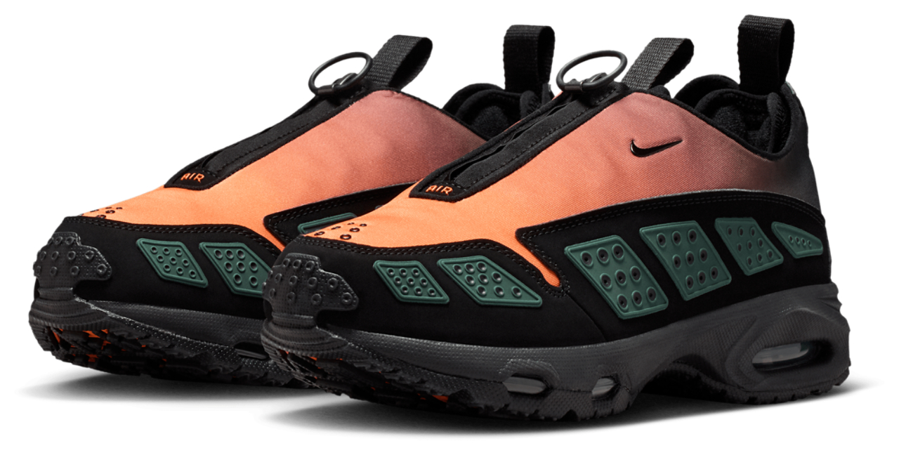 Nike Air Max Sndr Image 2 of 6. Tap to open photo gallery.