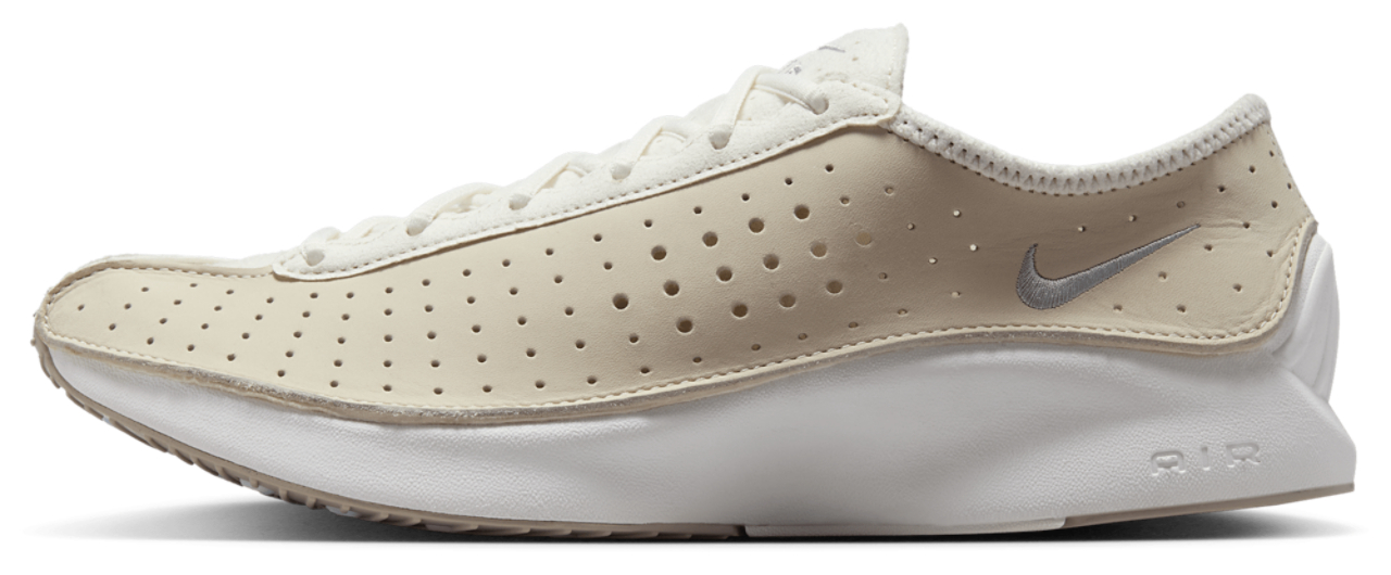 Nike Air Superfly Image 3 of 6. Tap to open photo gallery.