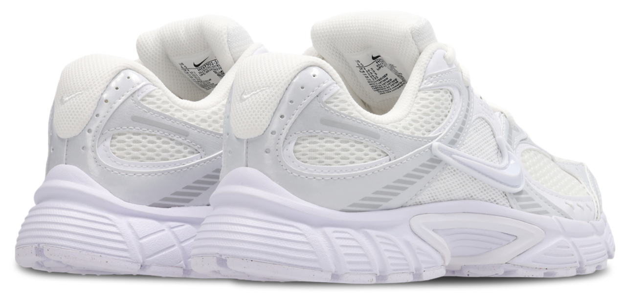 Nike V5 Rnr Image 3 of 7. Tap to open photo gallery.