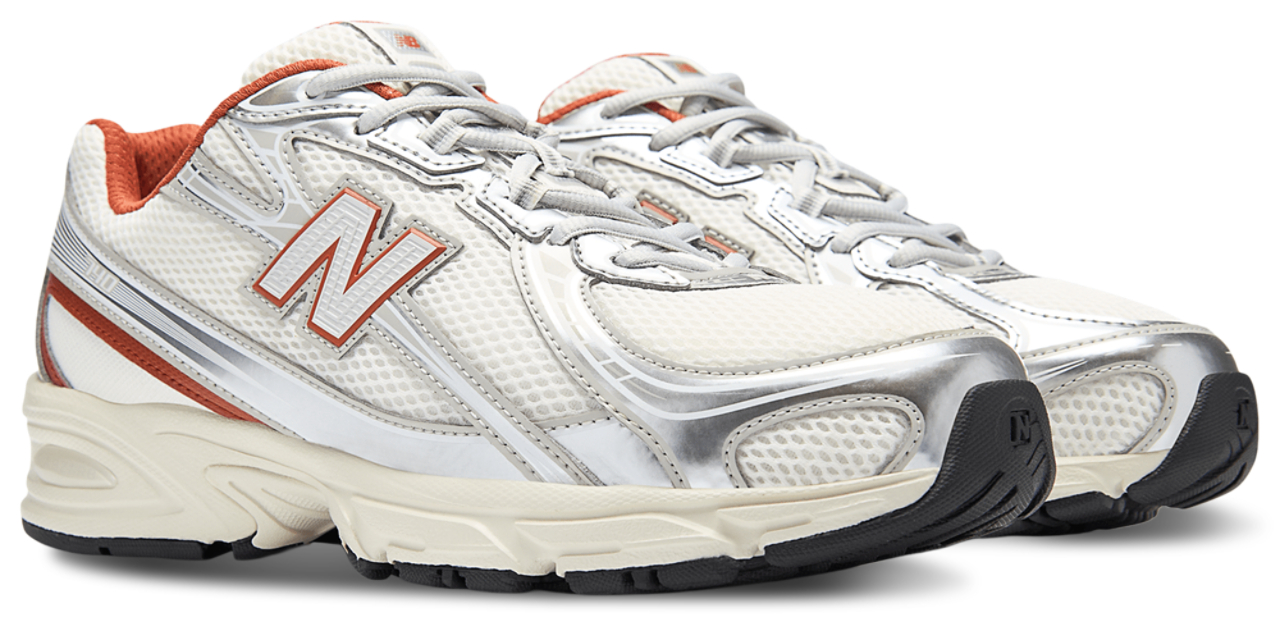 New Balance 740 Image 2 sur 6. Appuyez pour ouvrir la galerie de photos.