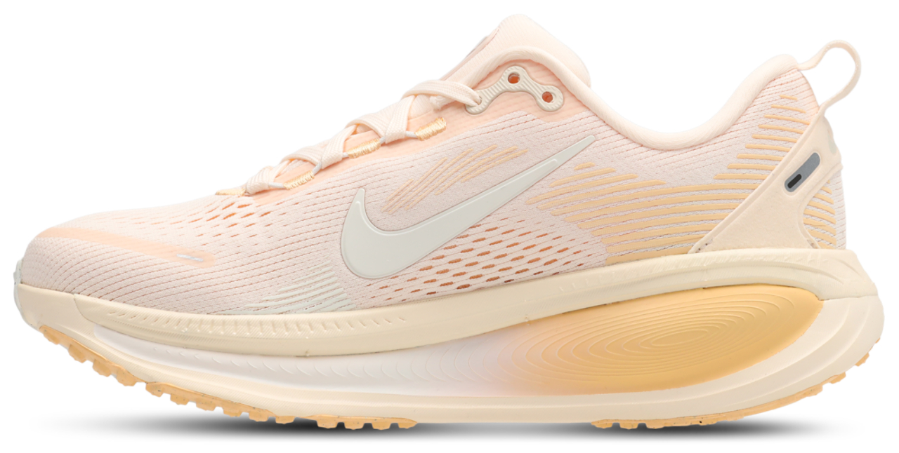 Nike Zoom Vomero 18 Image 4 of 7. Tap to open photo gallery.
