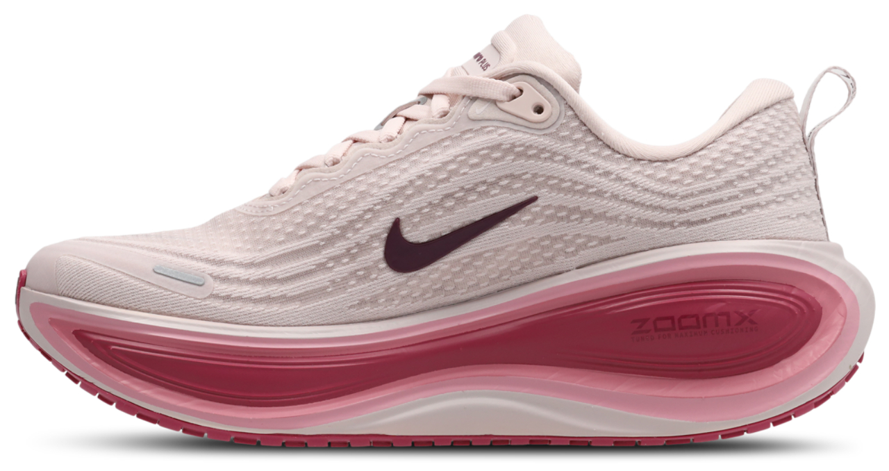 Nike Zoom Vomero Plus Image 4 of 7. Tap to open photo gallery.