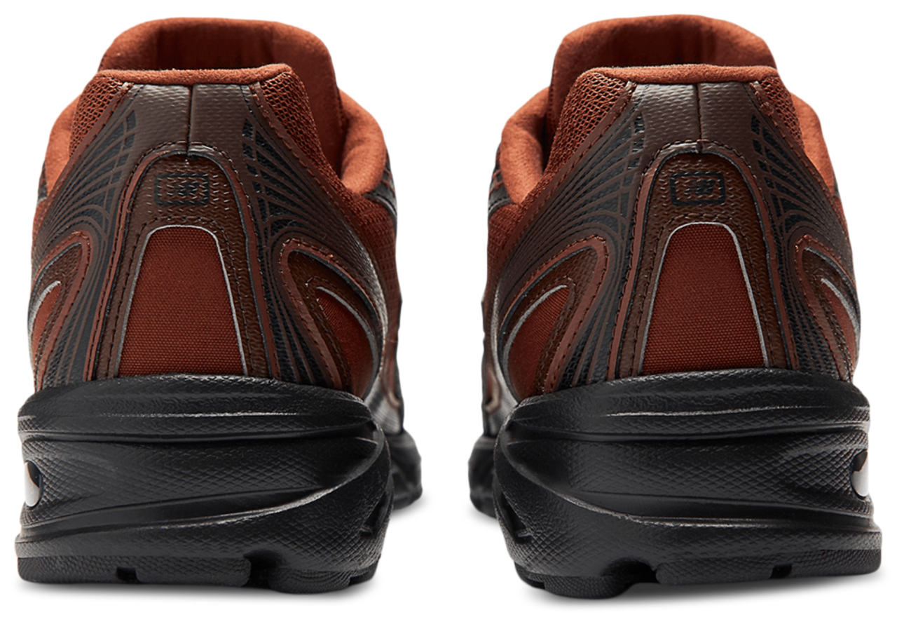 New Balance 740 Afbeelding 3 van 5. Tik om de fotogalerij te openen..