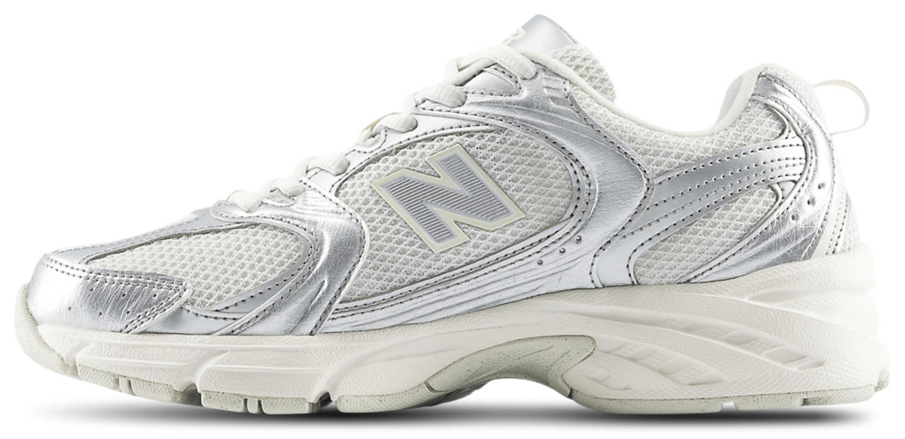 New Balance 530 Image 3 of 6. Tap to open photo gallery.