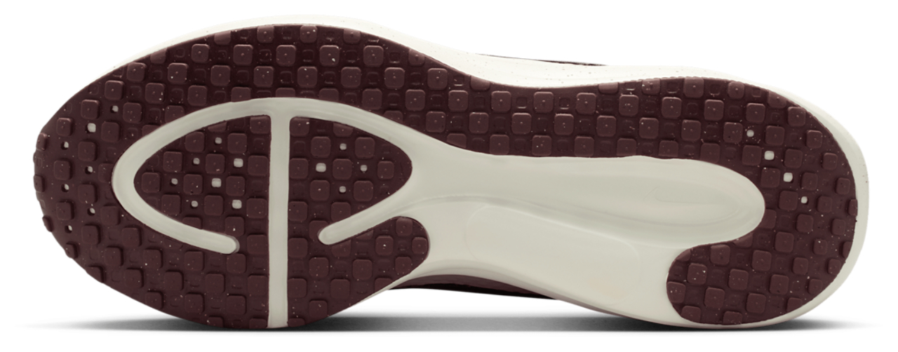Nike Revolution 8 Se Image 5 of 6. Tap to open photo gallery.