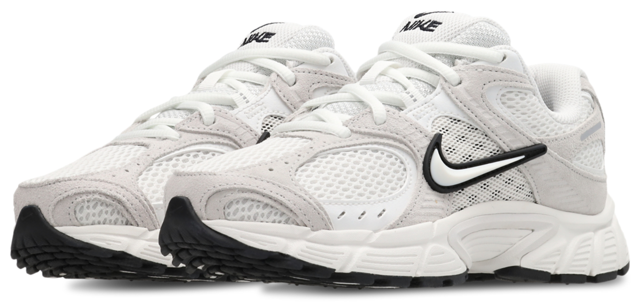 Nike V5 Rnr Image 2 of 7. Tap to open photo gallery.