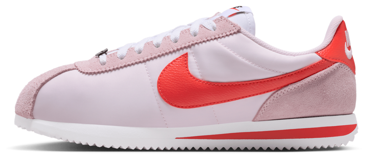 Nike Cortez Textile Image 3 sur 6. Appuyez pour ouvrir la galerie de photos.