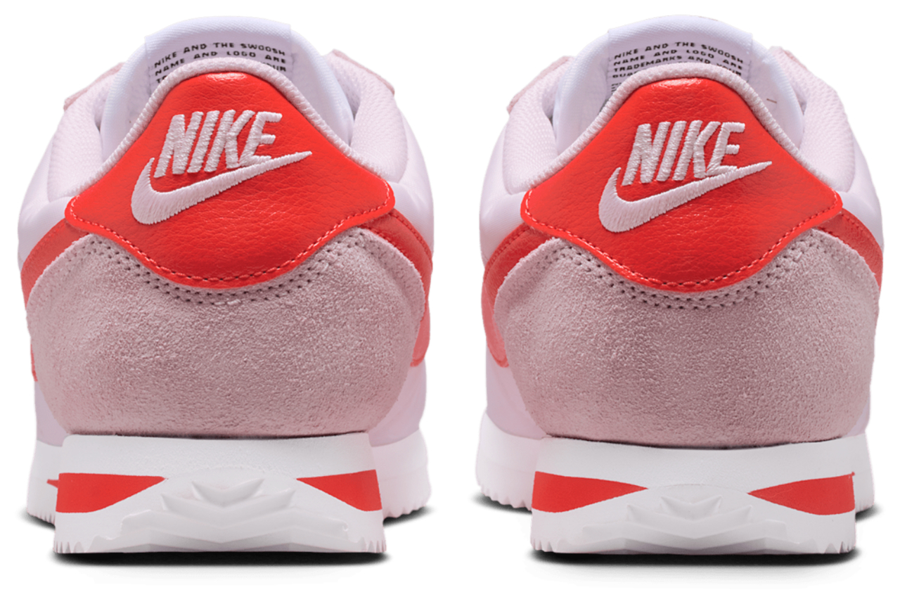 Nike Cortez Textile Image 6 sur 6. Appuyez pour ouvrir la galerie de photos.