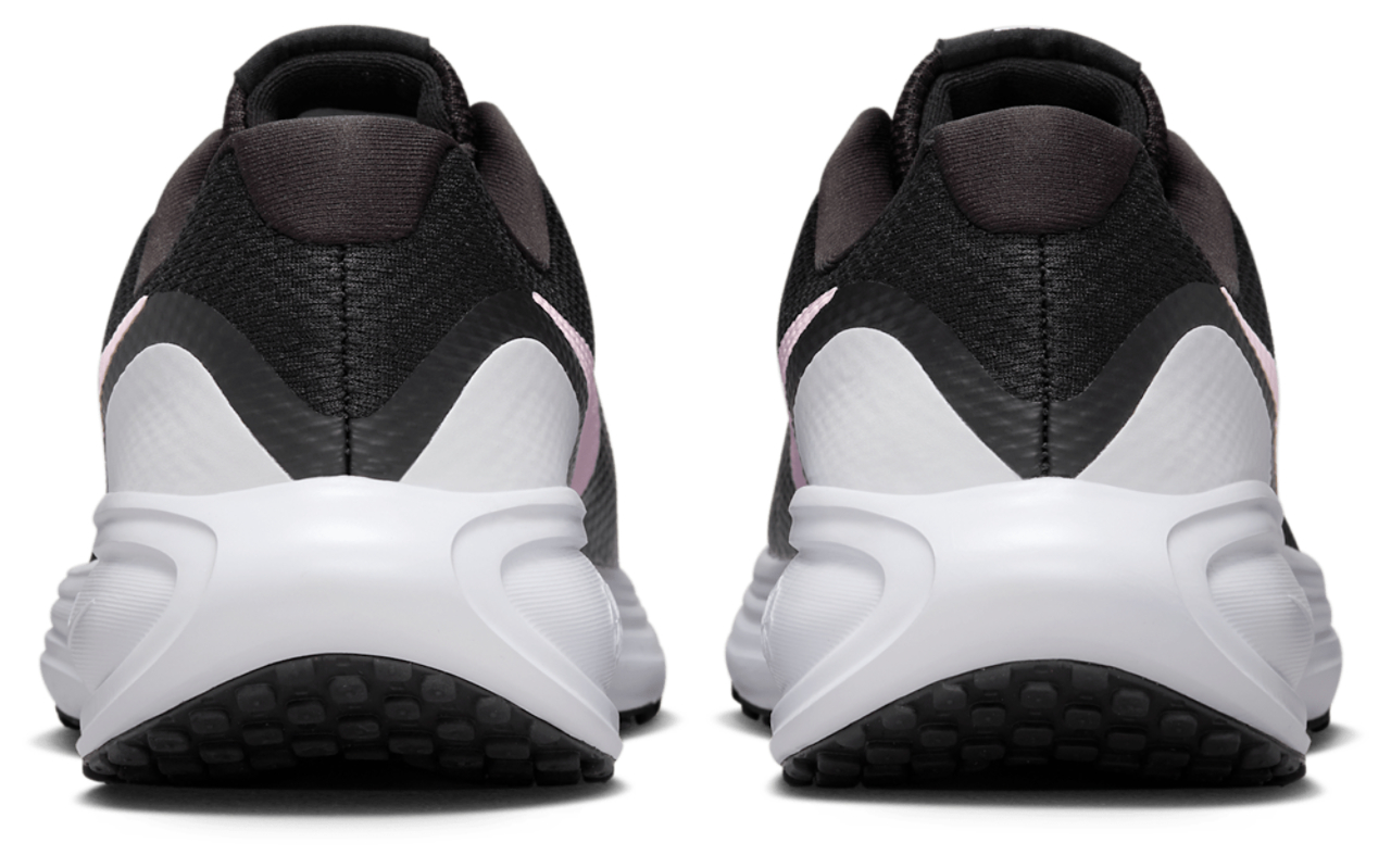 Nike Revolution 8 Image 6 sur 6. Appuyez pour ouvrir la galerie de photos.