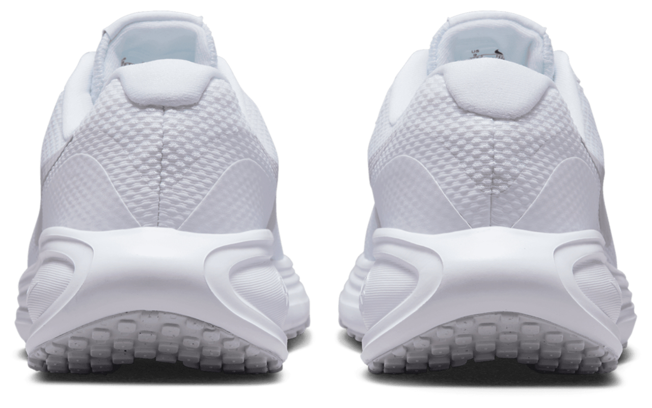 Nike Revolution 8 Image 6 sur 6. Appuyez pour ouvrir la galerie de photos.