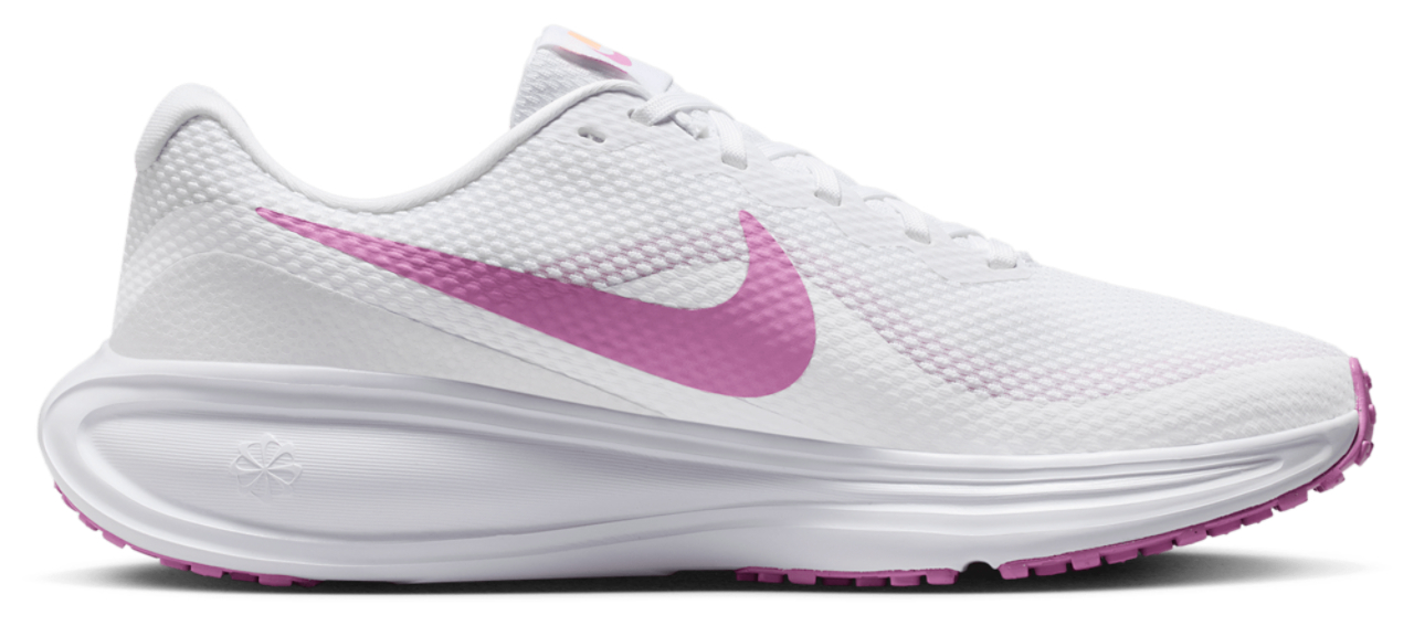 Nike Revolution 8 Image 1 sur 6. Appuyez pour ouvrir la galerie de photos.