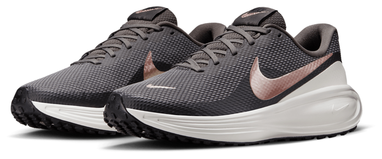 Nike Revolution 8 Image 2 of 6. Tap to open photo gallery.