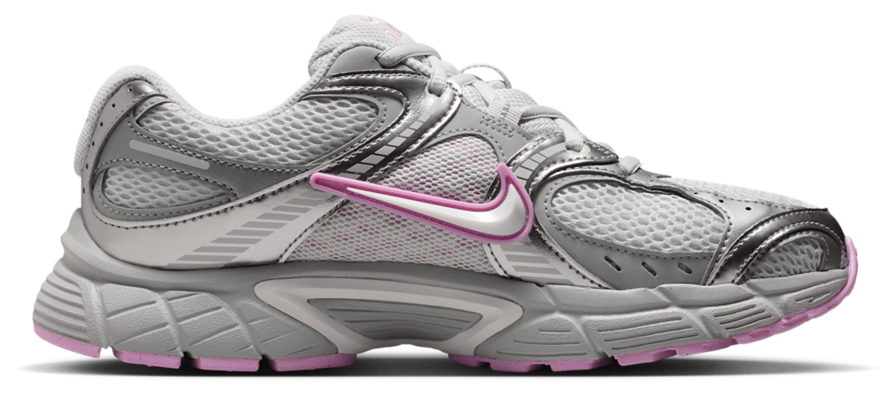 Nike V5 Rnr Image 1 of 6. Tap to open photo gallery.