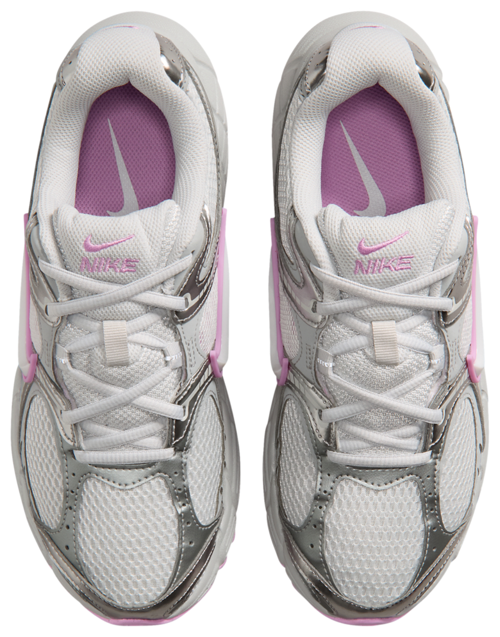 Nike V5 Rnr Image 4 of 6. Tap to open photo gallery.