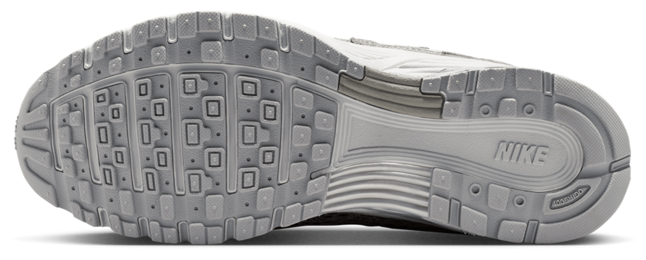 Nike P-6000 Imagen 5 de 6. Toque para abrir la galería de fotos.