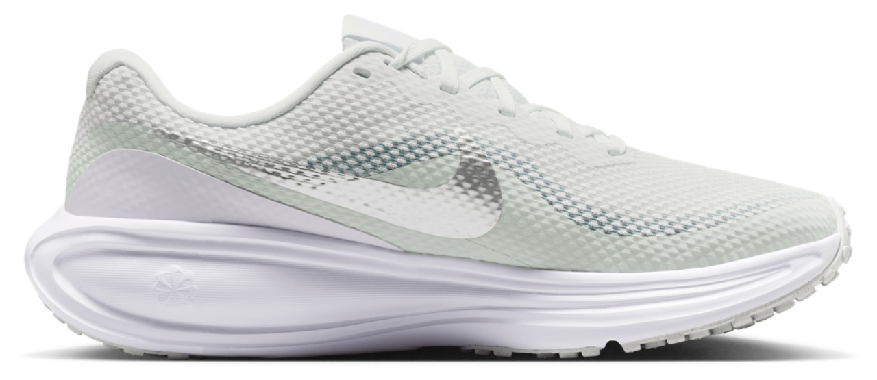 Nike Revolution 8 Image 1 of 6. Tap to open photo gallery.