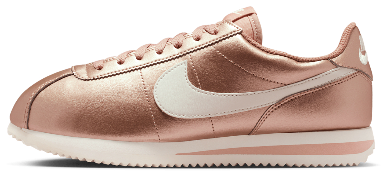 Nike Cortez Image 3 sur 6. Appuyez pour ouvrir la galerie de photos.