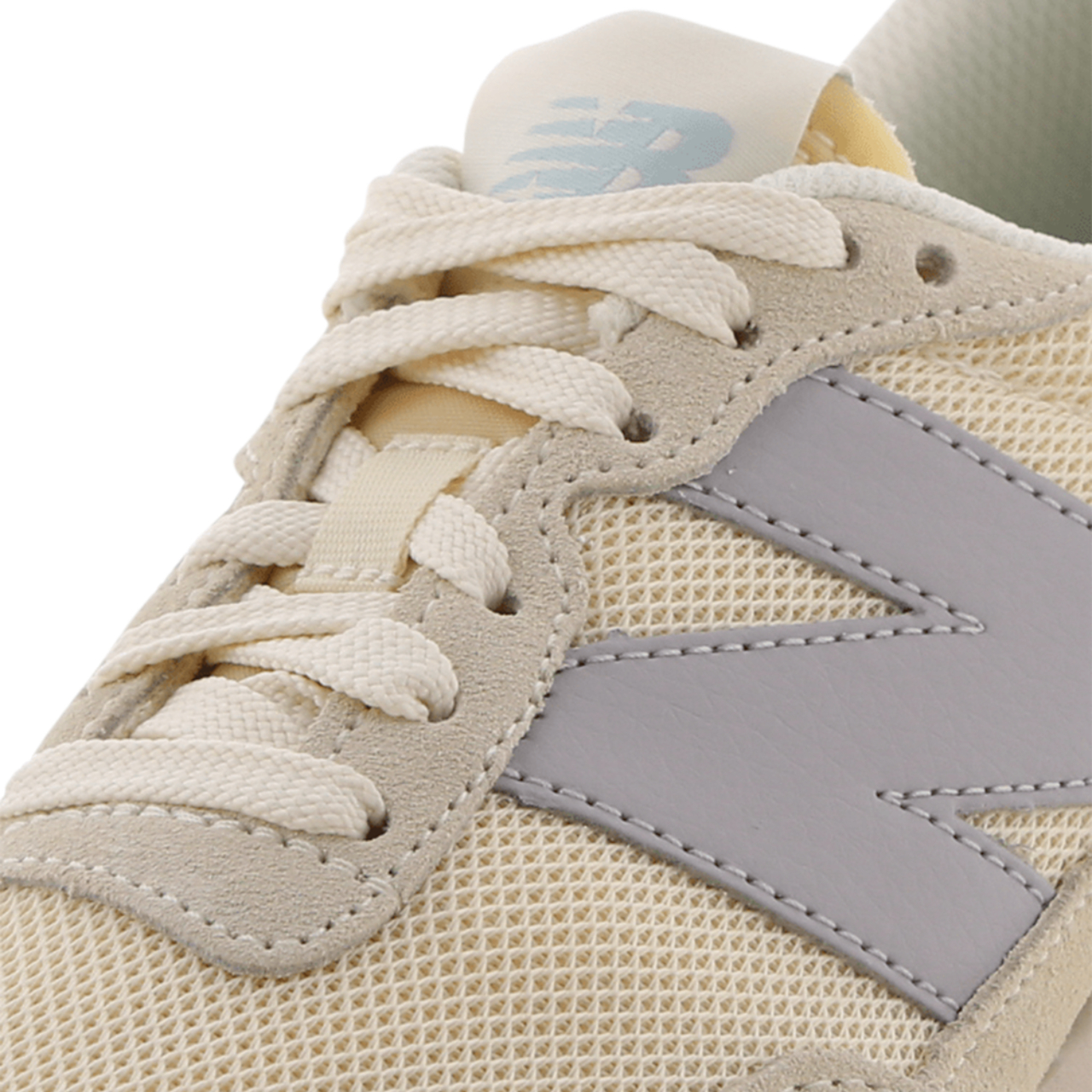 New Balance 237 Image 7 of 7. Tap to open photo gallery.